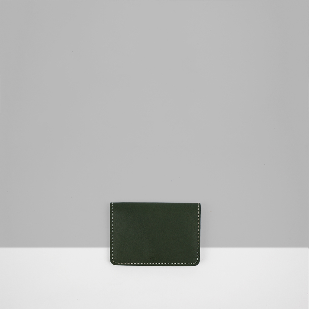 Card Holder C2 Green Front Grey1024px TARJETERO C2 / OLIVA - Imagen 1